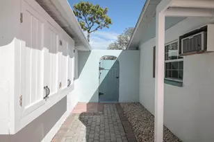 1000 Gantt Ave, Sarasota, FL 34232 - Photo 22