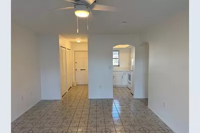 2826 Swifton Drive #114, Sarasota, FL 34231 - Photo 6