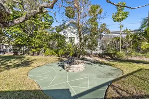 5223 Shadow Lawn Dr, Sarasota, FL 34242 - Photo 30