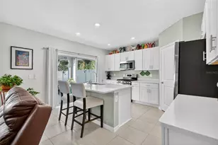 33692 Sky Blossom Cir, Leesburg, FL 34788 - Photo 12