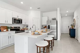10754 Eclipse St, Sarasota, FL 34241 - Photo 2