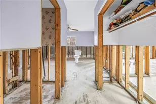 523 Reid St, Sarasota, FL 34242 - Photo 16