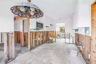 523 Reid St, Sarasota, FL 34242 - Photo 10