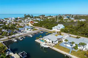 401 28th St, Holmes Beach, FL 34217 - Photo 64