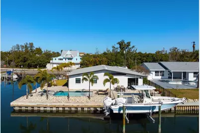 401 28th Street, Holmes Beach, FL 34217 - Photo 60