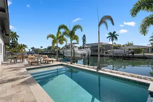 401 28th St, Holmes Beach, FL 34217 - Photo 44