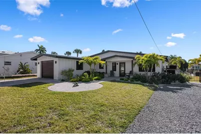 401 28th Street, Holmes Beach, FL 34217 - Photo 6