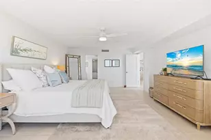 8600 Midnight Pass Rd, Sarasota, FL 34242 - Photo 20