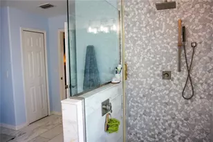 4015 Kingsfield Dr, Parrish, FL 34219 - Photo 20