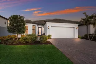 709 Gadwall Ct, Bradenton, FL 34212 - Photo 2