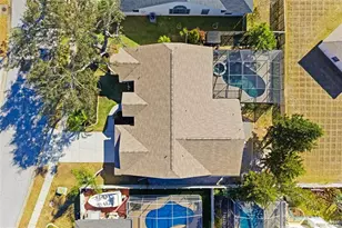 8072 Glenbrooke Ln, Sarasota, FL 34243 - Photo 58