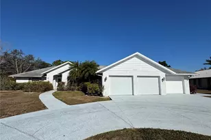 5638 Country Lakes Dr, Sarasota, FL 34243 - Photo 1