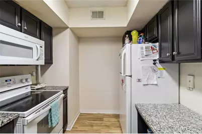 1000 Villagio Circle #105, Sarasota, FL 34237 - Photo 14