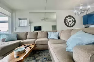 7050 Sunset Way, Saint Pete Beach, FL 33706 - Photo 4