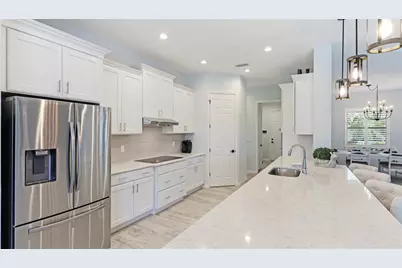 8144 37th Avenue Circle W, Bradenton, FL 34209 - Photo 6