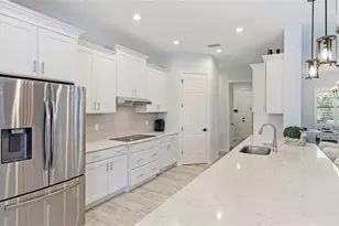 8144 37th Ave Cir W, Bradenton, FL 34209 - Photo 6