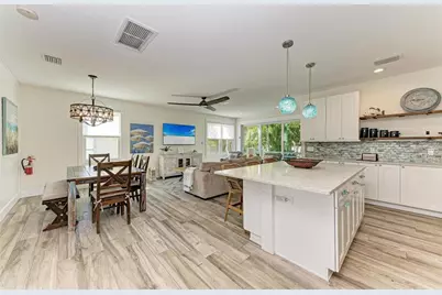 122 Beach Avenue, Anna Maria, FL 34216 - Photo 12