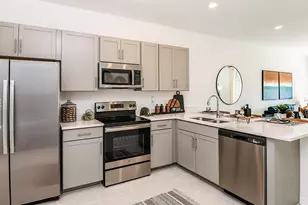 10600 Orbit Ter, Sarasota, FL 34241 - Photo 6