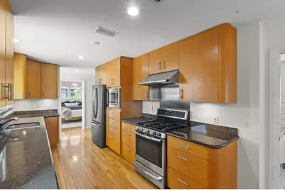 7091 Longboat Drive E, Longboat Key, FL 34228 - Photo 8