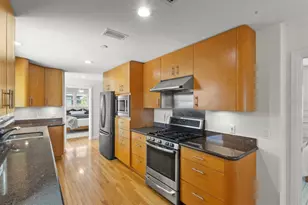 7091 Longboat Dr E, Longboat Key, FL 34228 - Photo 8