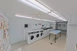 202 47th Ave Dr W, Bradenton, FL 34207 - Photo 30