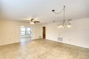 361 Oak Hill Dr, Sarasota, FL 34232 - Photo 8