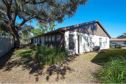 361 Oak Hill Drive #3, Sarasota, FL 34232 - Photo 2