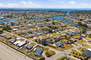 1983 Forked Creek Dr, Englewood, FL 34223 - Photo 50