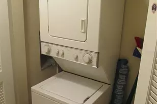 2121 Wood St, Sarasota, FL 34237 - Photo 6