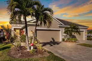 7612 Alumni Trail, Sarasota, FL 34243 - Photo 1