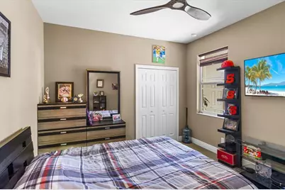 7612 Alumni Trail, Sarasota, FL 34243 - Photo 12