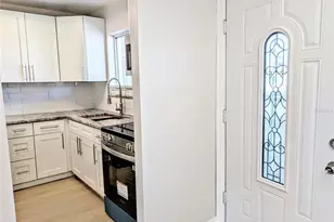 1874 Restful Dr, Bradenton, FL 34207 - Photo 6