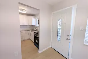 1874 Restful Dr, Bradenton, FL 34207 - Photo 8