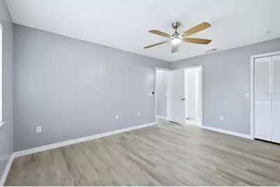 5651 Gardens Drive #5651, Sarasota, FL 34243 - Photo 12