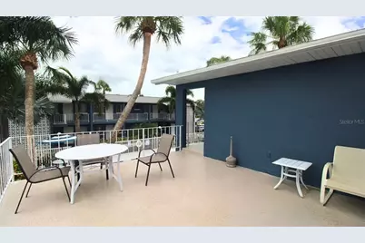 3001 Bee Ridge Road #113, Sarasota, FL 34239 - Photo 12