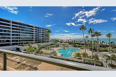 545 Sanctuary Drive #B305, Longboat Key, FL 34228 - Photo 4