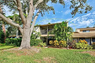 656 Bird Bay Cir, Venice, FL 34285 - Photo 2