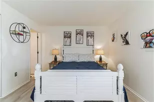 4658 Ringwood Meadow, Sarasota, FL 34235 - Photo 8