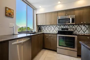 6285 Midnight Pass Rd, Sarasota, FL 34242 - Photo 18