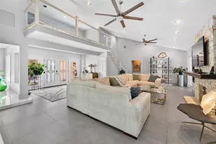 2392 Landings Cir, Bradenton, FL 34209 - Photo 12