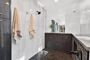 2392 Landings Cir, Bradenton, FL 34209 - Photo 40