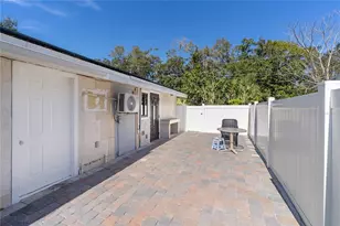 3675 Prudence Dr, Sarasota, FL 34235 - Photo 34