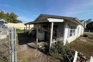 10162 SW Riverview Cir, Arcadia, FL 34269 - Photo 4
