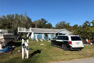 10162 SW Riverview Cir, Arcadia, FL 34269 - Photo 2