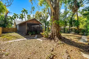 2726 8th Ave W, Bradenton, FL 34205 - Photo 38