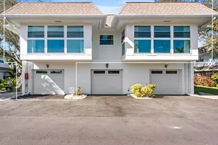 531 Sutton Pl, Longboat Key, FL 34228 - Photo 2