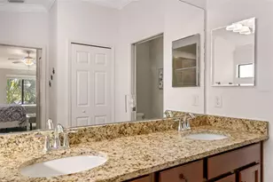 5604 Palmer Cir, Lakewood Ranch, FL 34211 - Photo 32