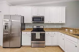 5604 Palmer Cir, Lakewood Ranch, FL 34211 - Photo 24