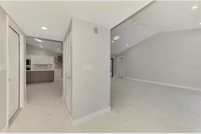 1224 S View Drive, Sarasota, FL 34242 - Photo 8