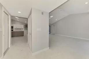 1224 S View Dr, Sarasota, FL 34242 - Photo 8